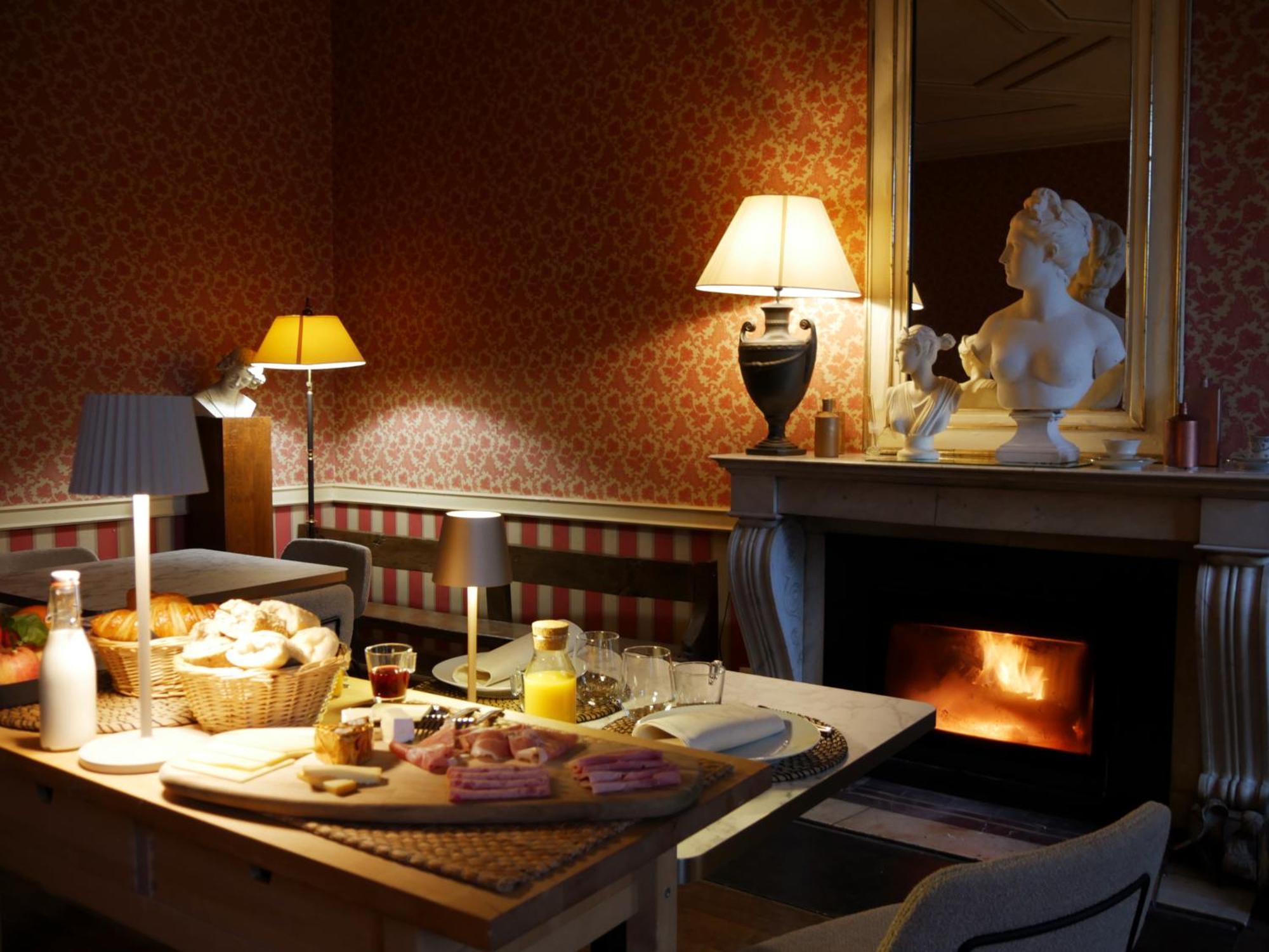 Chateau Du Pont D'Oye Habay-la-Neuve Экстерьер фото
